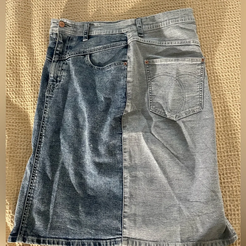 Jordache vintage denim skirt - Picture 2 of 3